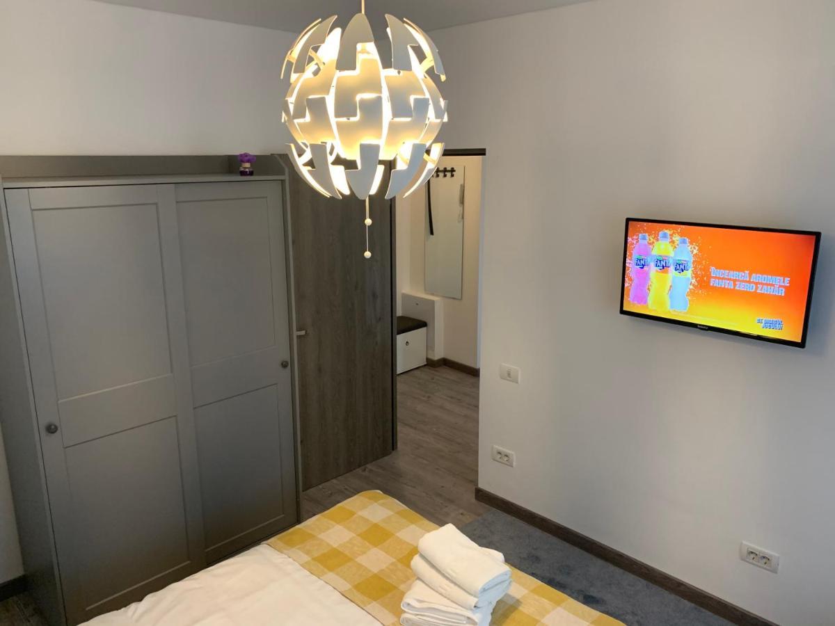 Oancea Butoaie - Decomandat Cu 2 Dormitoare Apartament *
